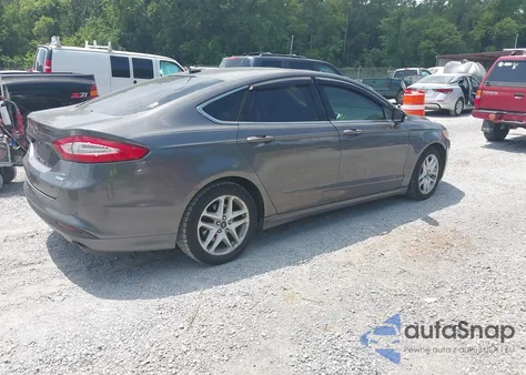2013 Ford Fusion Se z USA, uszkodzony, nr VIN 3FA6P0HR7DR367076